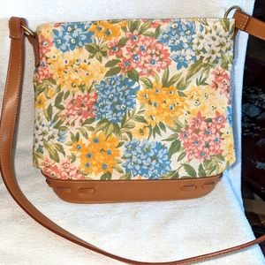 Relic over the shoulder purse